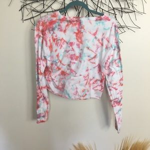 PINK Victoria's Secret Tops - VICTORIAS SECRET cropped tie dye PINK long sleeve PINK Victoria's Secret Tops - VICTORIAS SECRET cropped tie dye PINK long sleeve